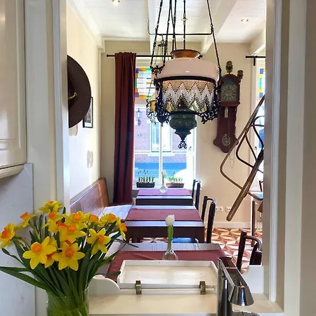 't Ambacht - Boutique 3*